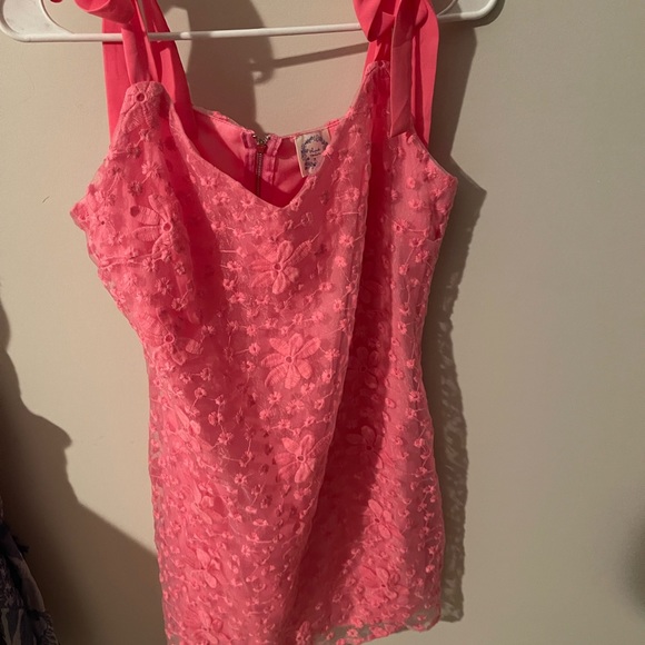 NWT Barbiecore 💖 Francesca’s Blue Rain Pink Floral Tie Shoulder Dress Size M - Picture 2 of 8